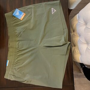 Columbia Green Athletic Shorts